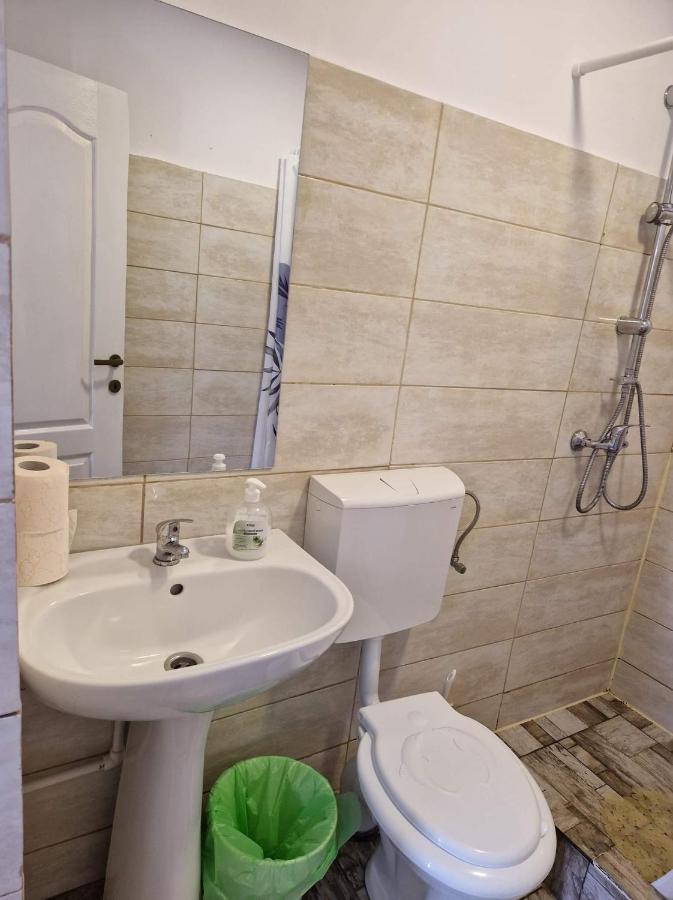 Appartement Pagini Din Vama à Vama Veche Extérieur photo
