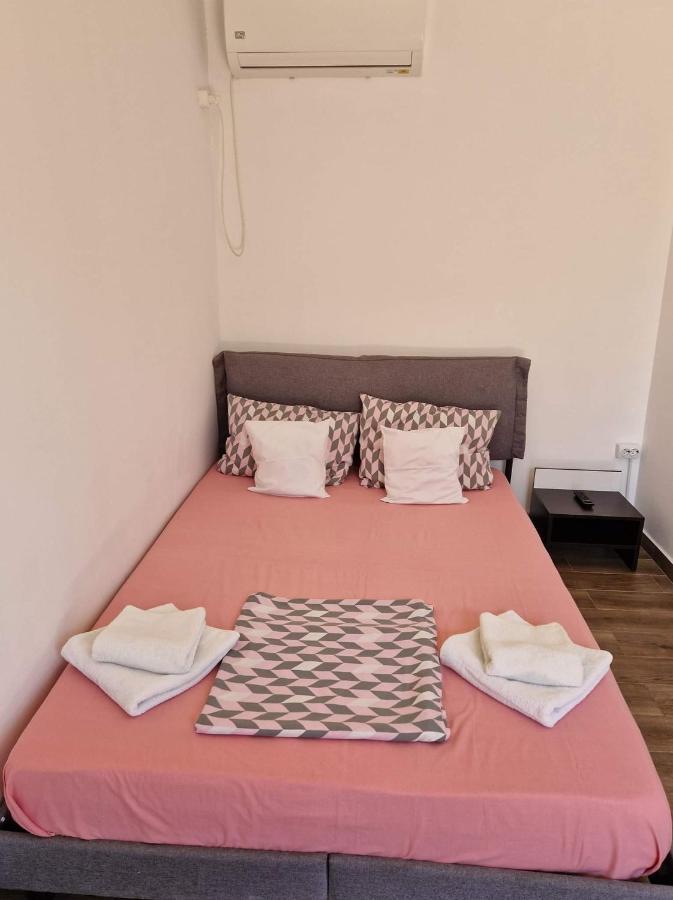 Appartement Pagini Din Vama à Vama Veche Extérieur photo